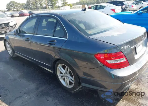 2013 Mercedes-Benz C 250 Sport from USA, damaged, VIN WDDGF4HB1DA827280